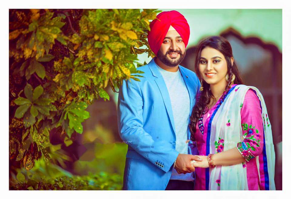 COUPLES Pre Wedding pictures of Punjabi couples Pre Wedding pictures of Punjabi couples for wedding rental in Punjab, India