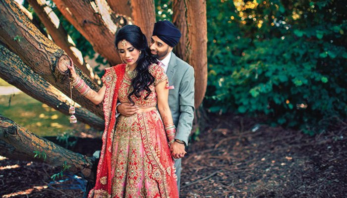 COUPLES - Punjabi Wedding Couples casual Pictures Available in Chandigarh, Jalandhar, Ludhiana, Amritsar, Barnala, Bathinda, Hoshiarpur, Faridkot, Fatehgarh Sahib, Fazilka, Firozpur, Gurdaspur, Kapurthala, Mansa, Moga, Ajitgarh, Ropar, Muktsar, Shahid Bhagat Singh Nagar(first known as Nawan Shahr), Sangrur, Patiala, Pathankot, Tarn Taran