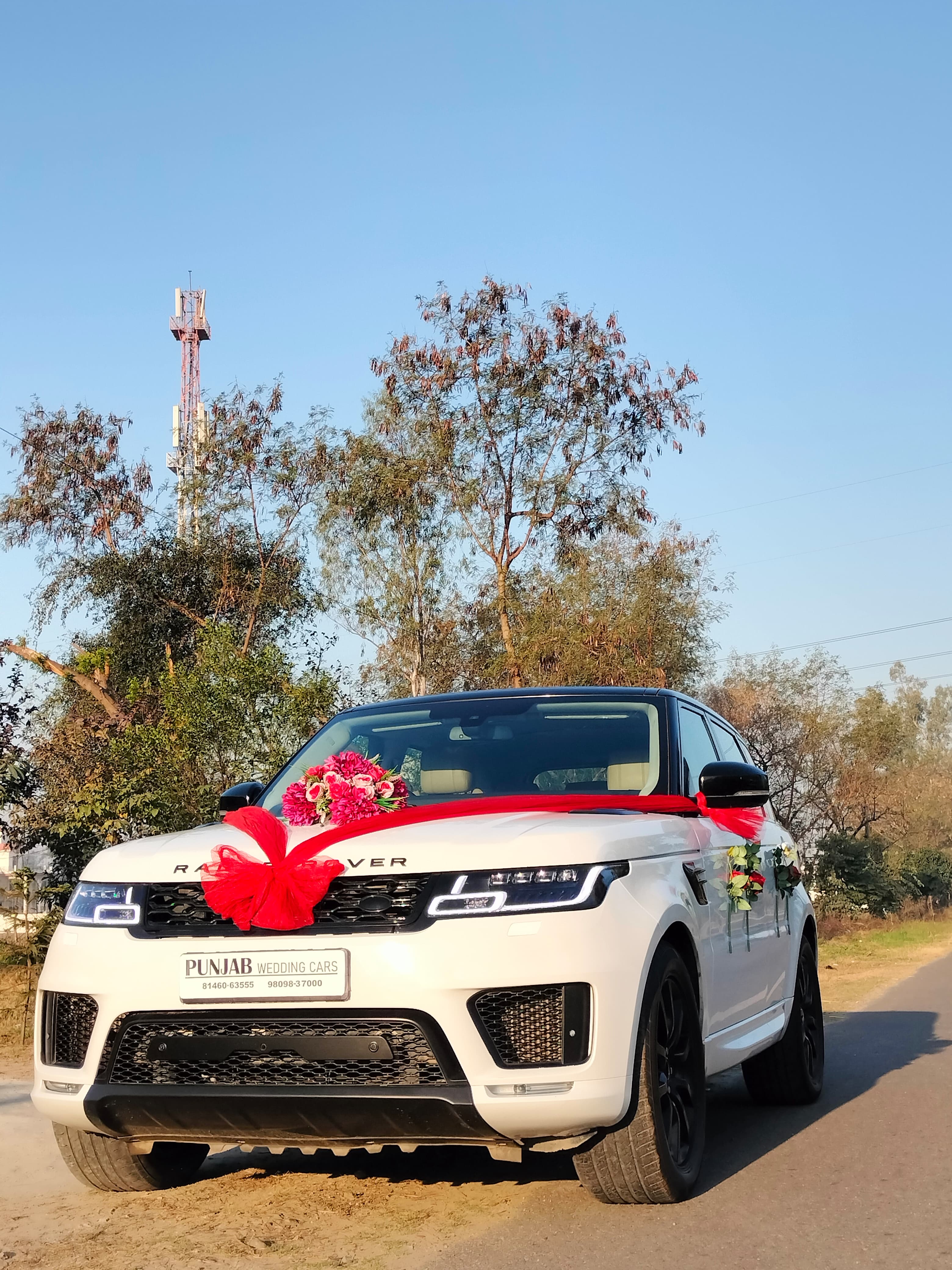 Land Rover Range Rover Sport (New) White wedding car hire Punjab — Punjab Wedding Cars