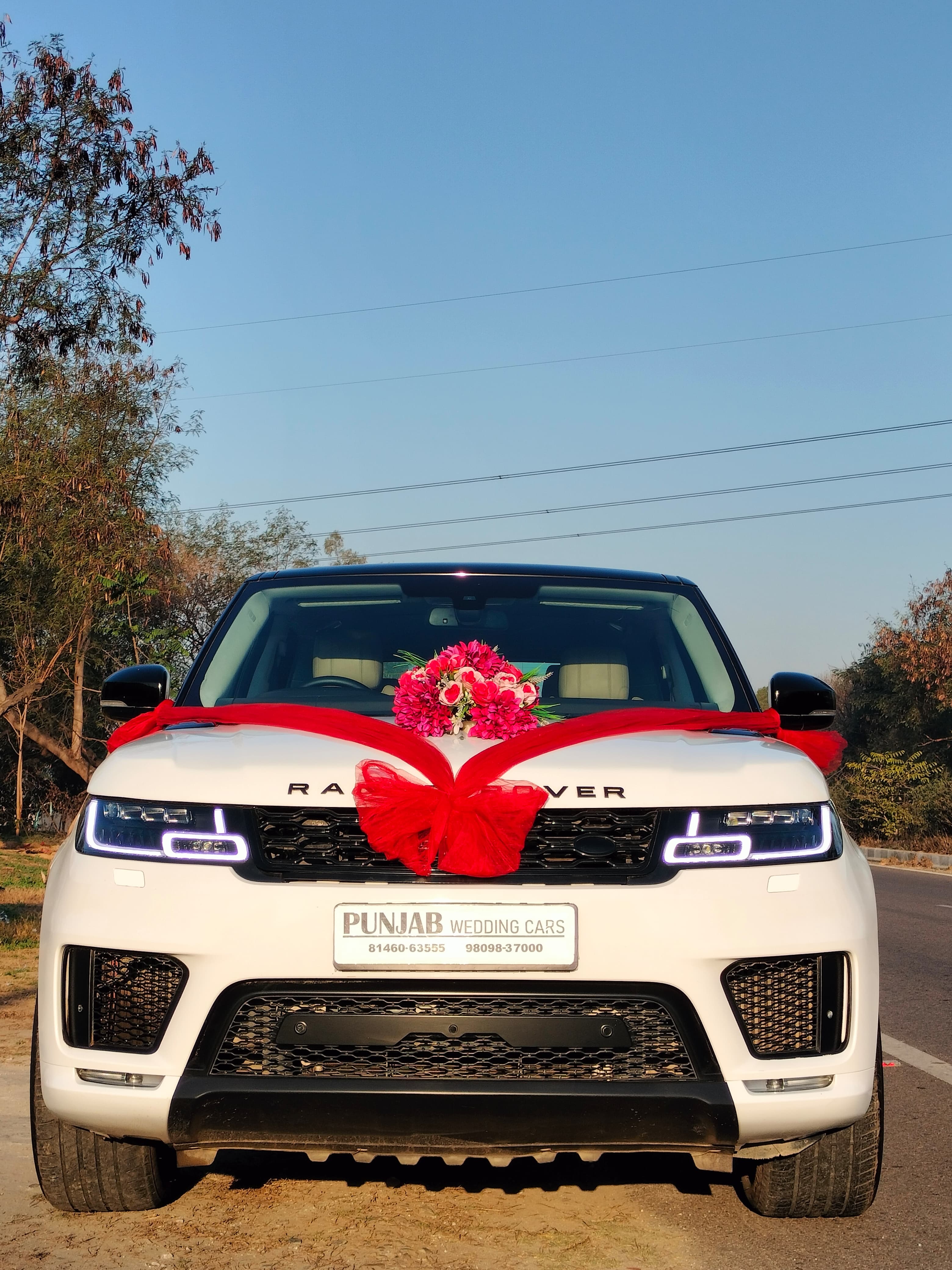 Land Rover Range Rover Sport (New) White wedding car hire Punjab — Punjab Wedding Cars