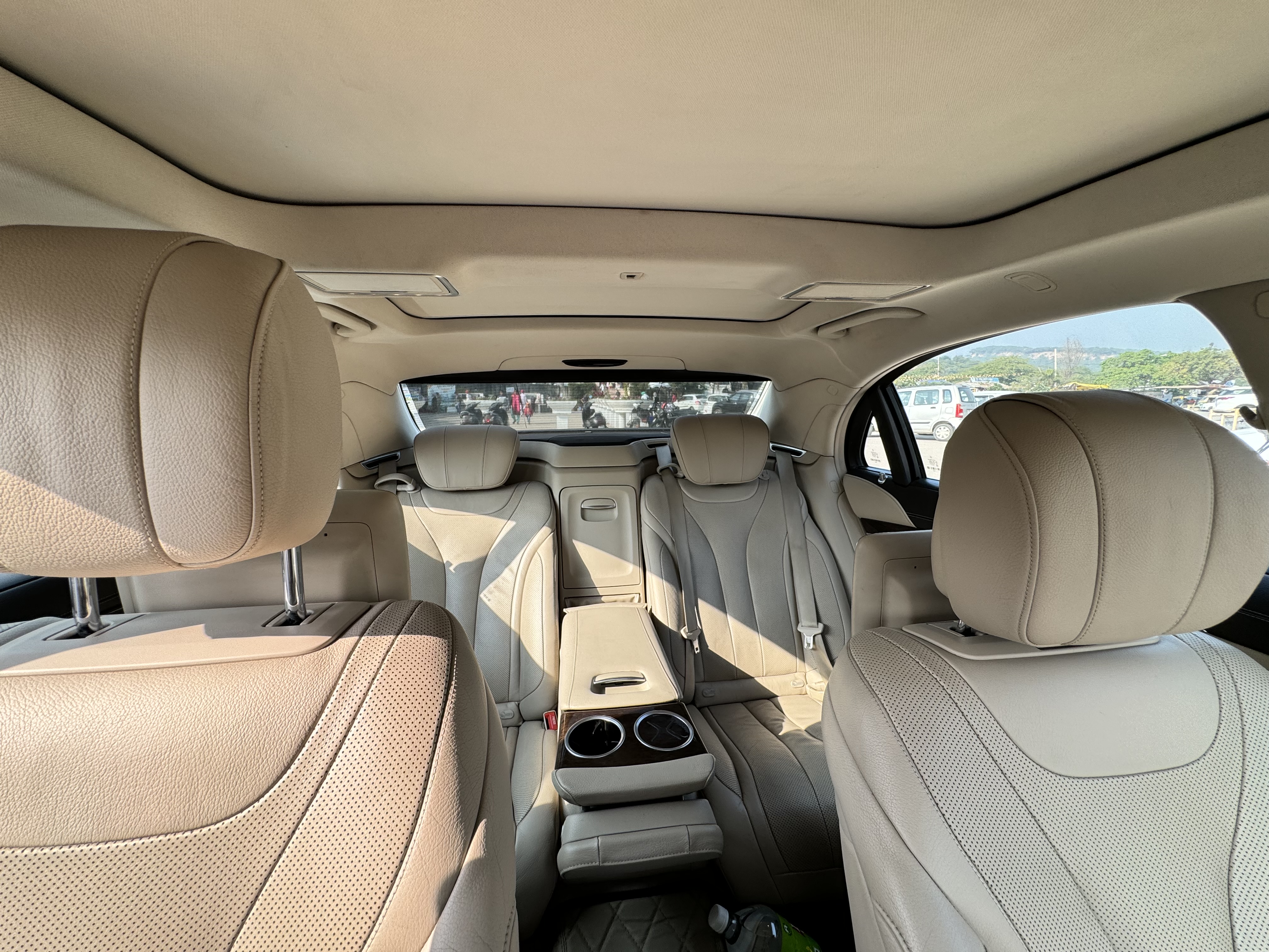 MERCEDES MAYBACH WHITE wedding car hire Punjab — Punjab Wedding Cars