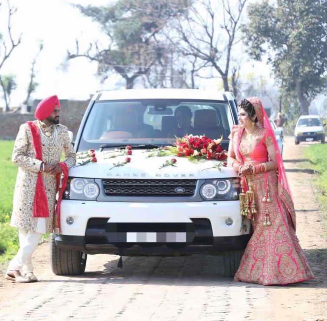 Land Rover RANGE ROVER - SPORT WHITE wedding car hire Punjab — Punjab Wedding Cars