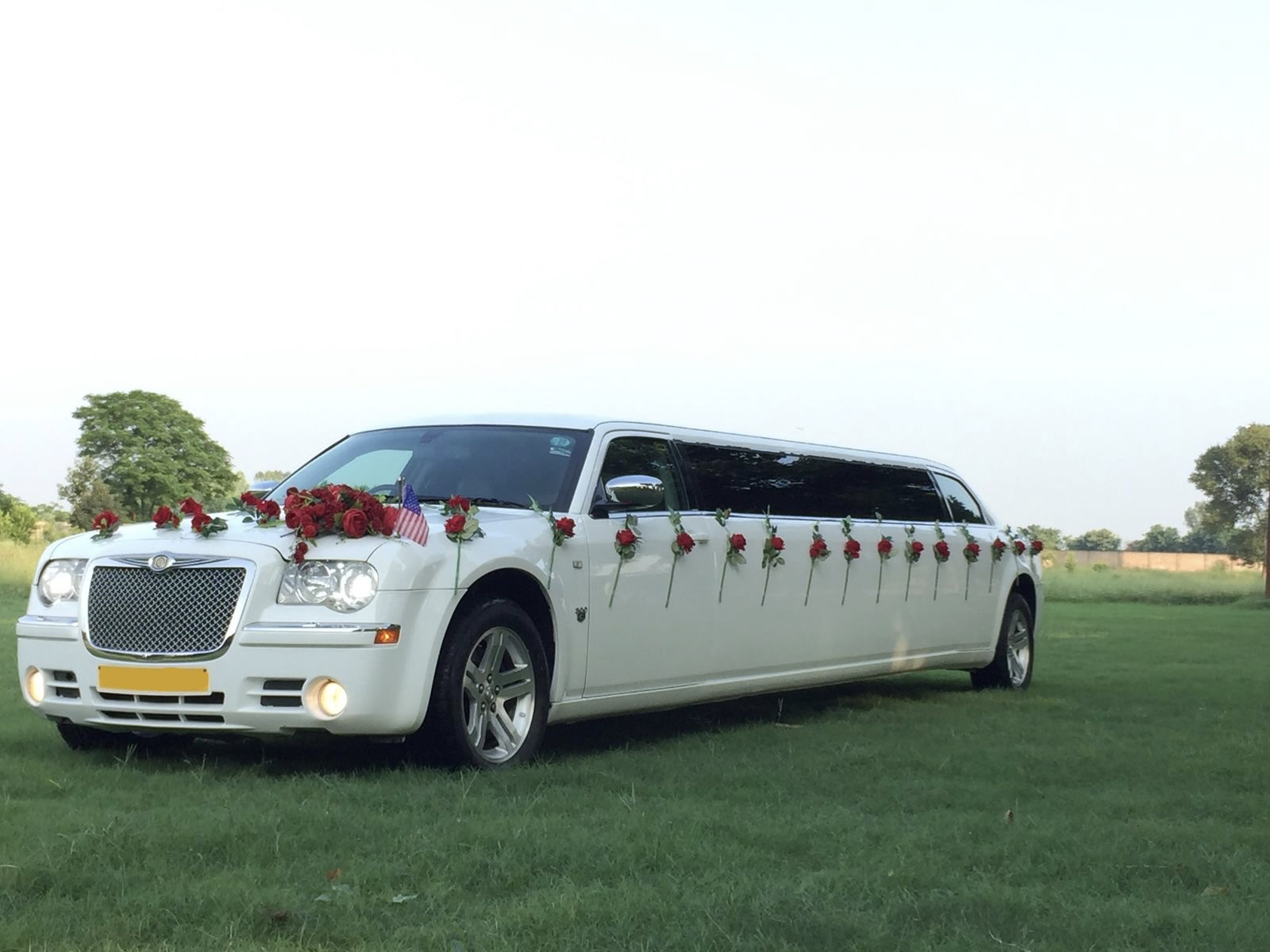 CHRYSLER 300C Limousine luxury wedding car Punjab
