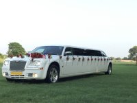 CHRYSLER 300C Limousine — Punjab Wedding Cars gallery photo